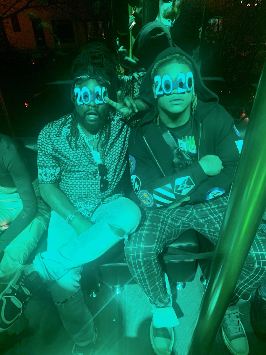 Wale's tweet photo. Happy New Year from me an my big ass lil brova @youngchase907 https://t.co/PD8mheHHPl