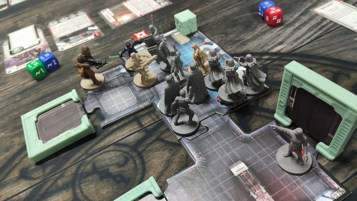 anillo_unico's tweet photo. Empezamos el año a tope de juegos, con varias partidas (Marvel Champions, Res Arcana o Puñado de meeples) y ahora mismo intentando derrotar al malvado Imperio con la ayuda de Chewbacca en #ImperialAssault en la campaña de la App.

Feliz año y muchas partidas para todos!! 🎉🎉🎉 https://t.co/fbFDSTfMux