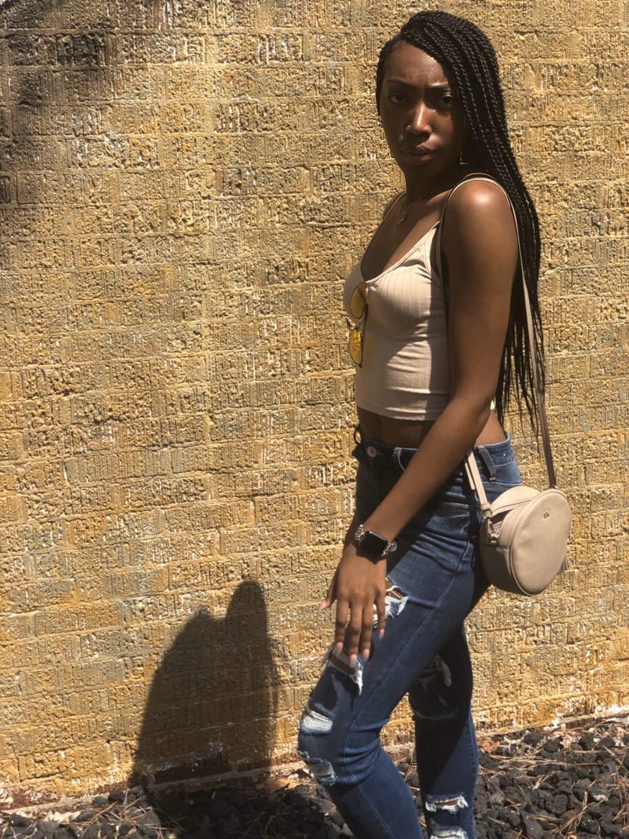 SincerelyyLex's tweet photo. better late than never, right π€·πΎββοΈ
#Top42019 https://t.co/Vj7aFv0K4W