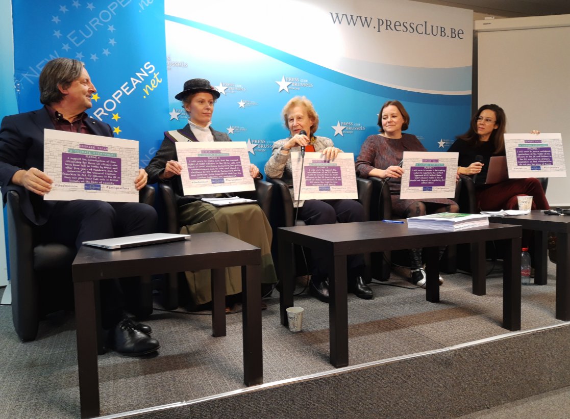 NewEuropeanPF's tweet photo. There is still so much worth fighting for.  

As we go into #2020 we are re-doubling our work to defend #citizensrights and working to build bridges between communities so all can have a say about the future of Europe.

Our latest newsletter - out today!

https://t.co/D9O7LCCosC https://t.co/FY6ZT9b0Gu