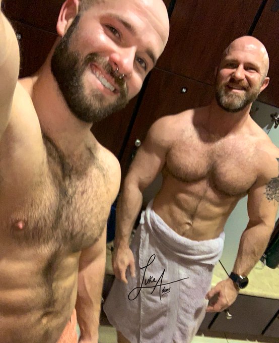 Watch Luke Adams's leaked NSFW photo on TwXstars