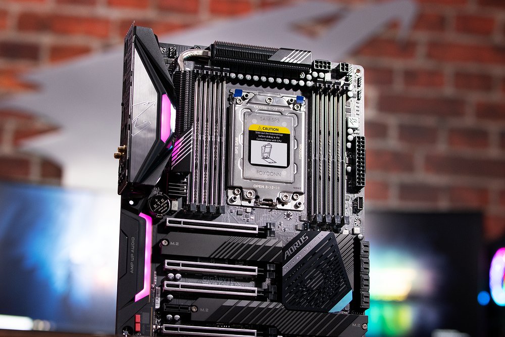 AORUS España tweet media