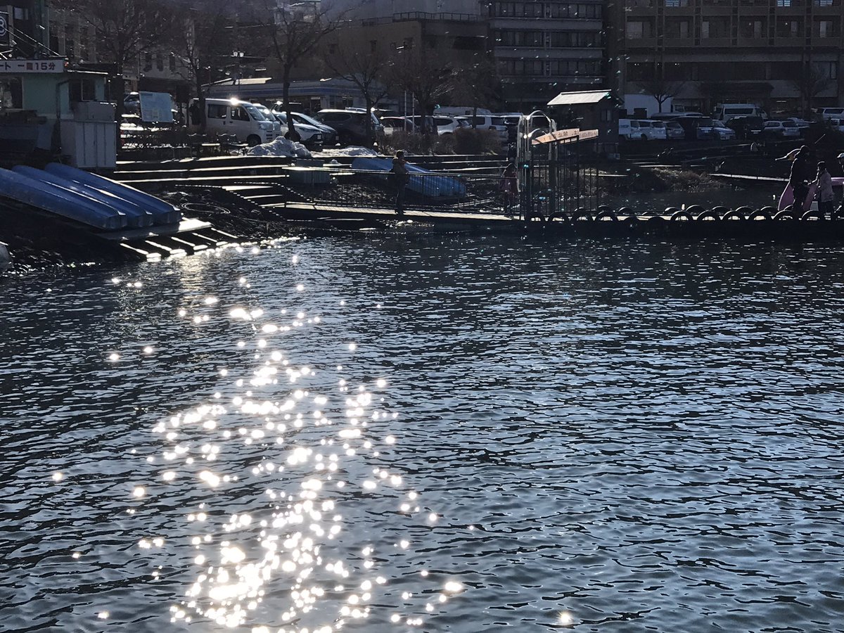 nikamochi's tweet photo. 2020年！
あけましておめでとうございます🌅

【今年の目標】

他人の目は気にしない
自分の好きに素直に従う、掴みに行く https://t.co/cm64mcAlBQ