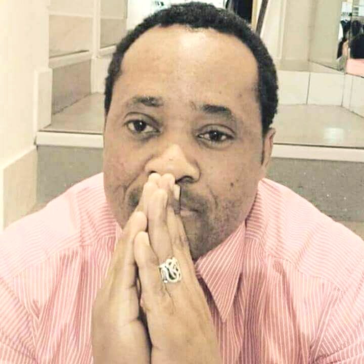 Je demande à tous mes frères de la diaspora d'unir nos efforts dans le travail pour l'émergence du Congo. Le travail est la clé du progrès. Meilleurs voeux pour l'année 2020!