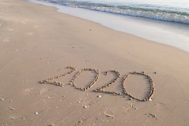 BahiaMarFTL's tweet photo. From the Bahia Mar Fort Lauderdale Beach, we wish you a happy and healthy new year! #bahiamarftlbeach #visitlauderdale #fortlauderdalebeach #2020 #happynewyear #anchoratbahiamarftl #livestayplay https://t.co/MLN1NnfDbw