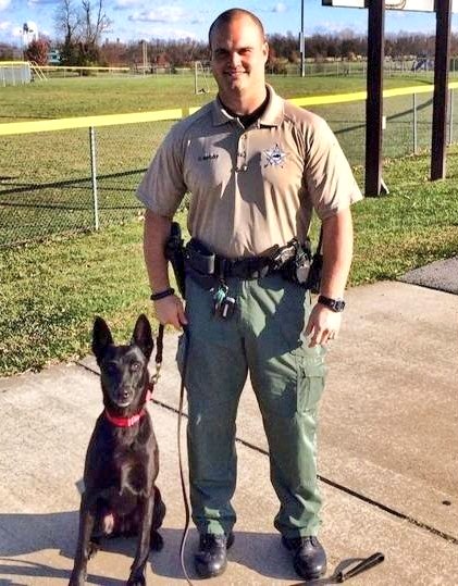 k9sofvalor's tweet photo. K9 Niki
EOW: 12-31-2019
Handler: Capt. Casey McCoy
The Boyle County SO is mourning the loss of one of their own. 9yr old, K9 Niki was killed when a truck struck her patrol vehicle. Her handler was treated &amp; released from the hospital. Please keep the McCoy family in your prayers. https://t.co/DySMuTPoEb