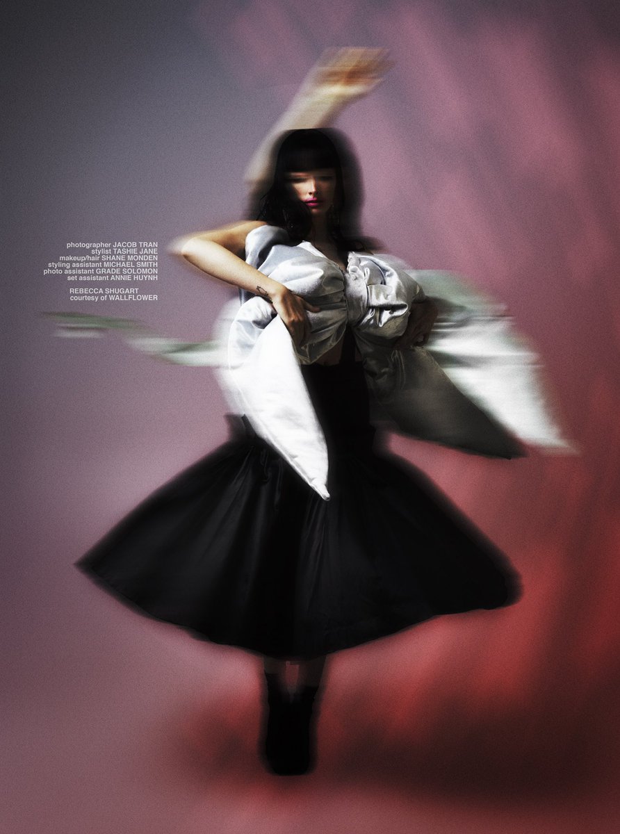 jumpseut's tweet photo. first editorial shoot how i do https://t.co/JtGz7VvpOg