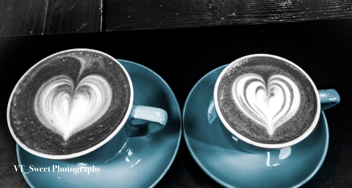 Table for 2 please!
#bnw #bnwphotography #BNWO #PhotographyIsArt #photographyislife #photograghy #fineartphotography