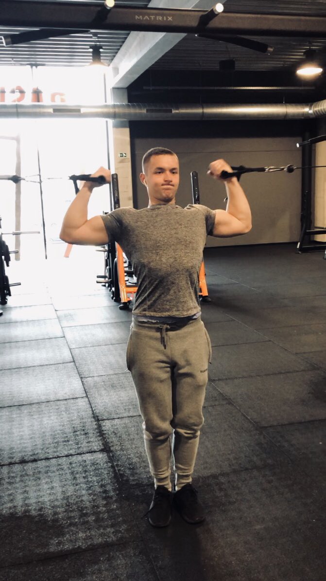 bryanvv🤞🏼 tweet media