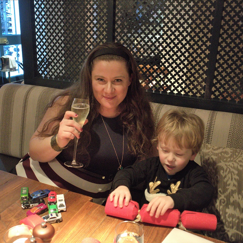 FrenchieMummy's tweet photo. Having a family day out in London? Stop by the @caxtongrill to test its European food in a lovely (&amp; very family-friendly!) atmosphere! We tried its Children's Menu &amp; we were very impressed! Read our review 👍

https://t.co/pYvuJhORK1
 
#londonrestaurant #ad-gifted https://t.co/bVFNVR8f3t