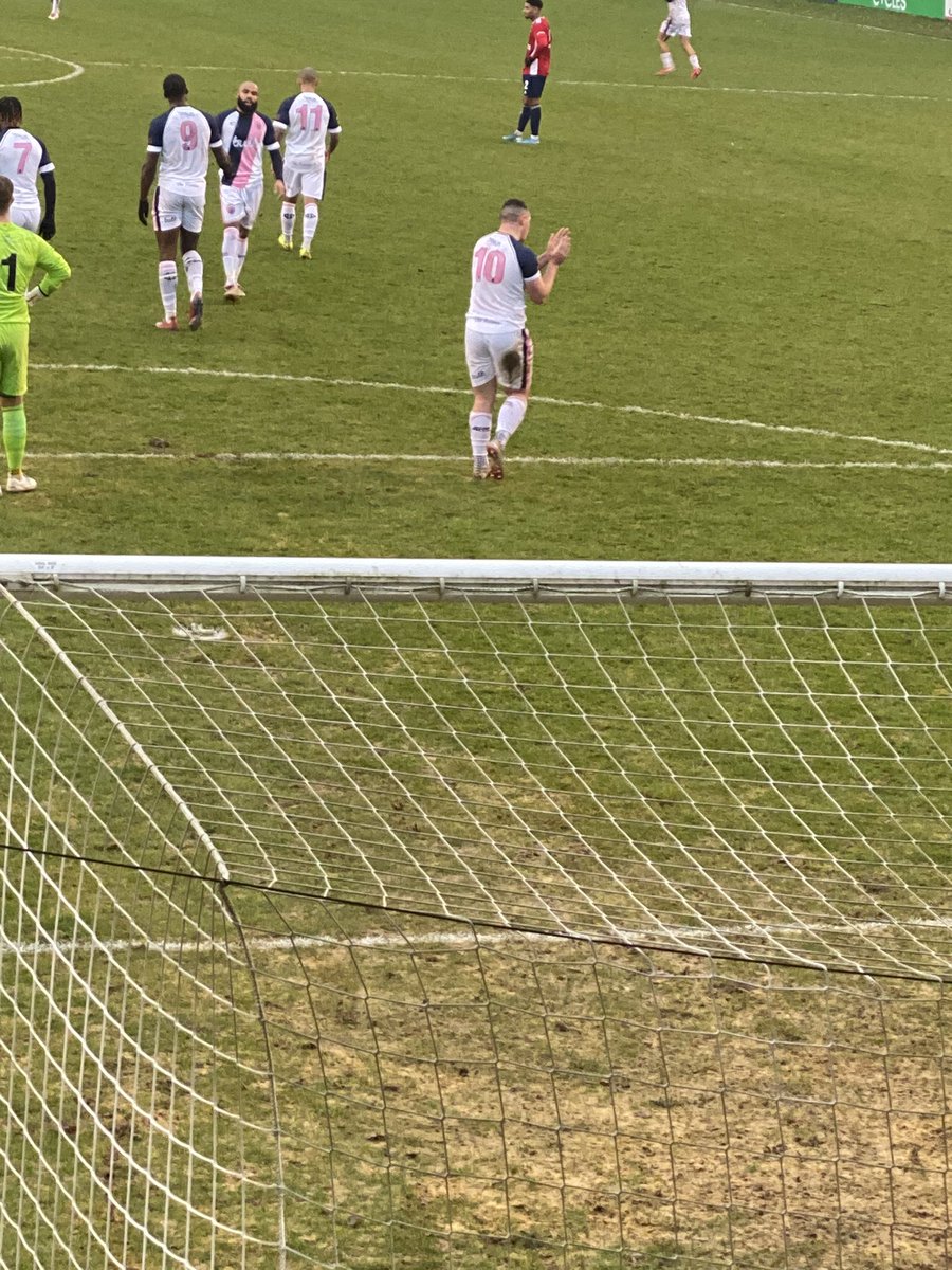 simonAtTheMatch's tweet image. That’s 4 in 4 for @dylan97kearney put @DulwichHamletFC 2-0 up @HRBFC #moregoals #onfire