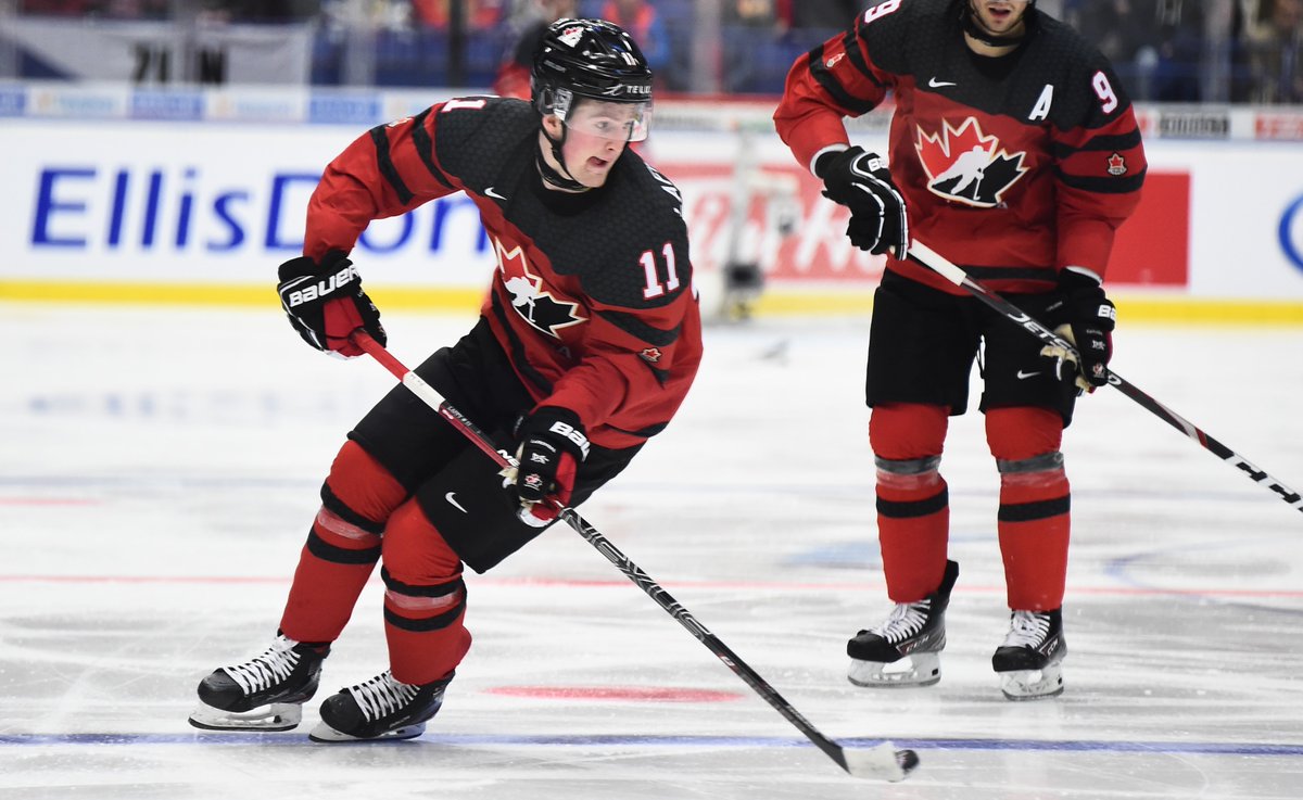 WorldJuniors's tweet photo. UPDATE | Alexis Lafrenière has been medically cleared to return to play. He will be in the 🇨🇦 line-up for the quarter-final against 🇸🇰. 

#WorldJuniors https://t.co/gWHldsj9WL
