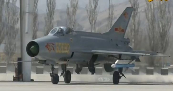 تويتر Rupprecht A على تويتر Unconfirmed Reports Say That The 18th And The 63rd Air Brigades Are Converting To J 10s De Facto Ending J 7h Front Line Service Within The Plaaf Also It Is