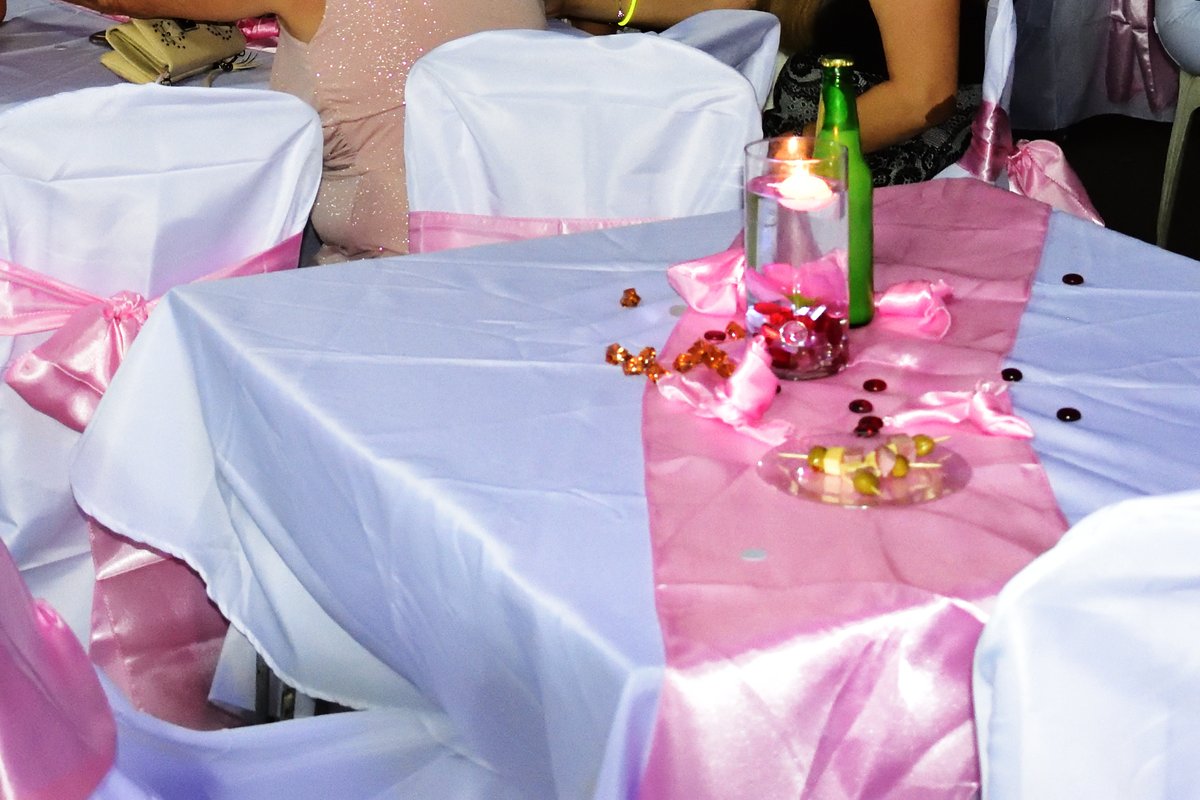 ofeliadecora's tweet photo. Imágenes de nuestro primer evento, una fiesta de #quince inolvidable. No pienses dos veces en llamarnos para #decorar tu #boda, #babyshower, #cumpleaños o cualquier otro evento. ¡Hacemos tu sueño realidad y entendemos tu bolsillo! https://t.co/DredkiWL1j