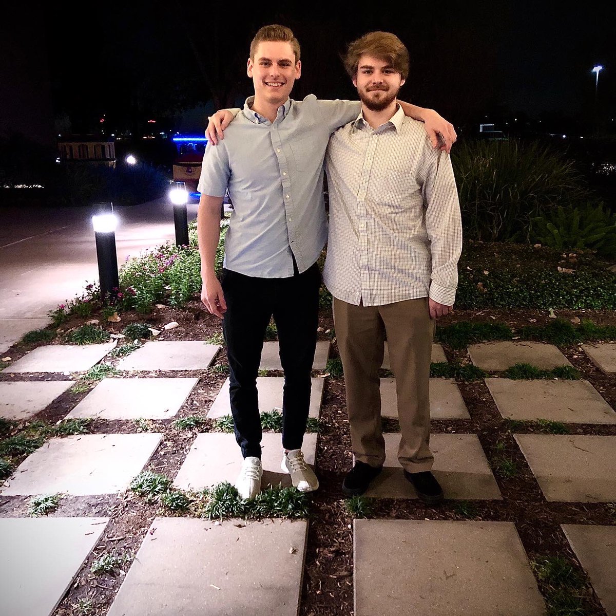 SamBoyer3's tweet photo. I hope everyone had a fantastic holidays! I’ve realized how blessed I am for everyone and everything I have in my life 🙏 Also shoutout to my 89 year old grandma for insisting on pulling herself up 3 flights of stairs to get to my apartment! https://t.co/ULKJjNBFCq