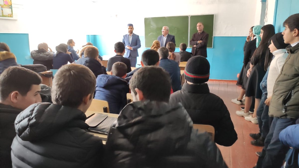 s_stalsk's tweet photo. Председатель Совета имамов Сулейман-Стальского района Гасан Амаханов посетил село Даркуш-Казмаля��
https://t.co/1QzeEuTGEM https://t.co/wnlGc7TQ6y