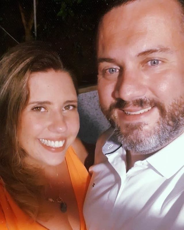 maritrigo_'s tweet photo. E começamos 202 cheio de amor!
.
.
#reveillon2020 #anonovo #amor #casal #couple #loveselfie https://t.co/EeHPAzq2AO https://t.co/7V9K0kOSJ2