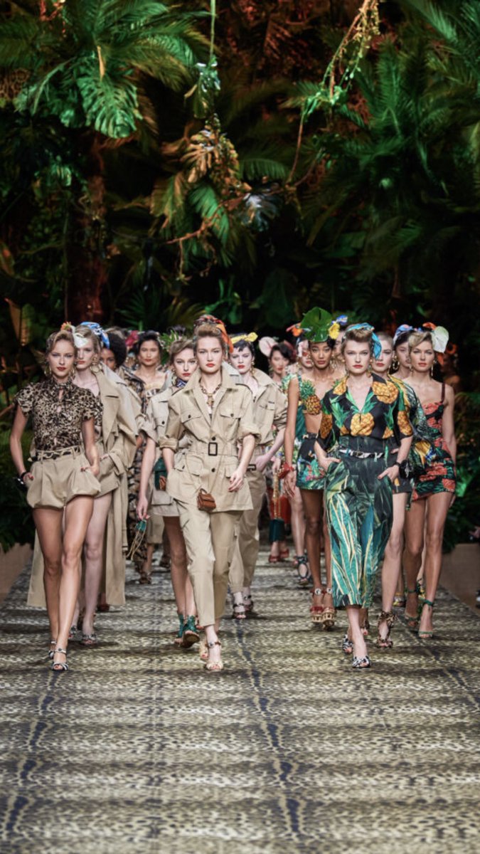 lundanaa's tweet photo. #FASHIONEXPERTIZ BELLE COLLECTION DE @dolcegabbana pour la collection printemps/été 2020 ✨ https://t.co/JE9WeZt25f