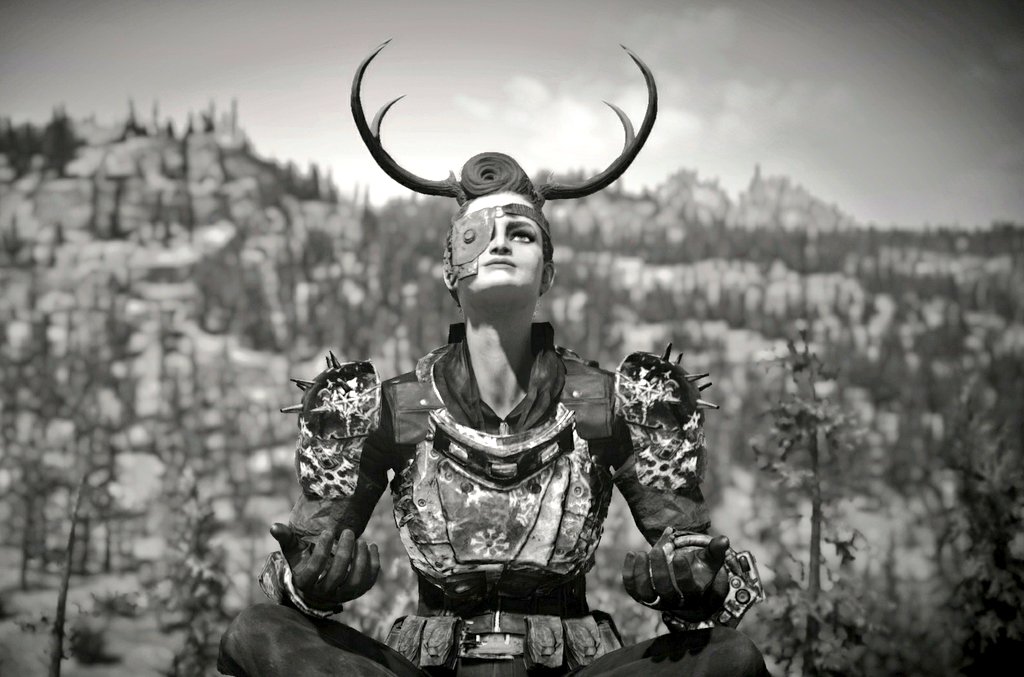 Miss_Prepper's tweet image. I am stronger than this hangover...
Maybe if I say it enough it'll be true 😬😬
#NewYears2020 #RoughStart #Fallout76