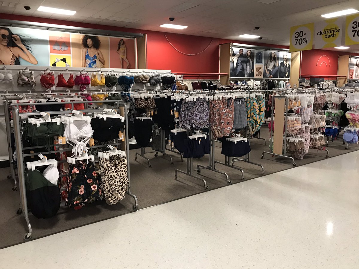 New year, new sets, fresh store!@jackson1_jason <a href="/RicaDevas/">Erica DeVasier</a>