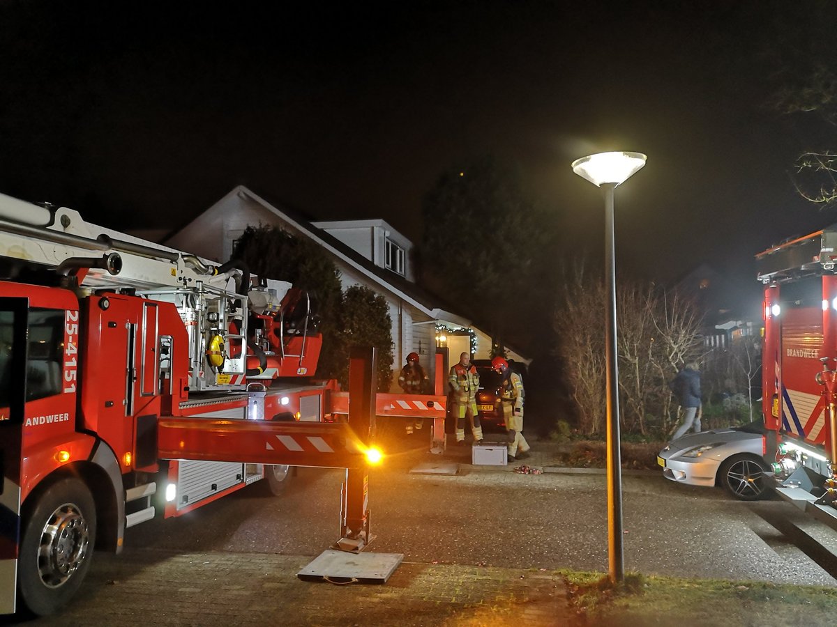 Melding brandweer Mangostraat Parkwijk inzake schoorsteenbrand
