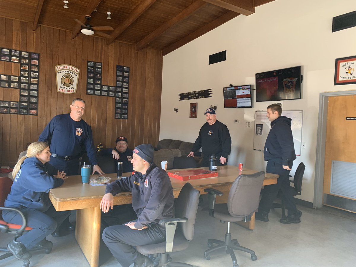 PGFDFireChief's tweet image. Station visits in the 4th Battalion. Career and Volunteer members staffing stations and protecting our communities. Volunteer Paramedic Ambulance in service @HyattsvilleVFD. Commitment, Dedication and Service. #PrinceGeorgesProud