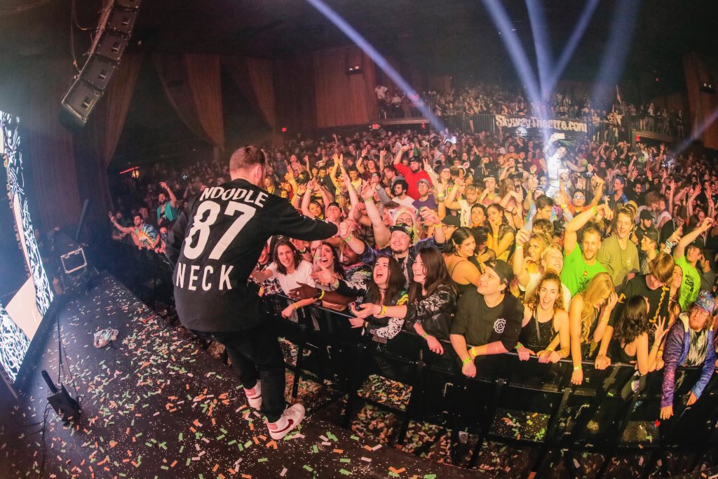 SPAGHEDDY's tweet photo. 2020 🥂✨ Minneapolis wow thank u for an amazing start of the new year 🙏🍝 
📸 @JustinButtsFilm https://t.co/Cm3HhkK2ud