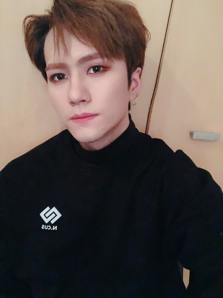 ATiny_WayZenNi_'s tweet photo. Happy Myeong Day January 2 #Myeong #ncus #cukey #IF #Soon #Euntaek #Seokjin #EOS #Hwan #Hojin #Sungsub #Hyeonmin #WD #Yuan #kpop #idol #bias #dance #chinese #singer #happyMyeongday https://t.co/Duq9EQfcI3