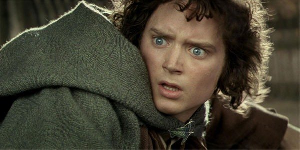 Happy Birthday to Elijah Wood, the perfect hobbit. What\s your favourite LOTR movie? I\m a Fellowship girl. 