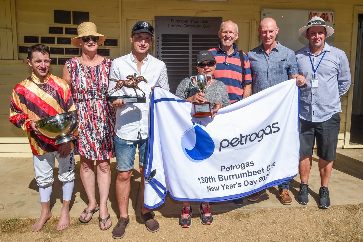 Country Racing tweet media