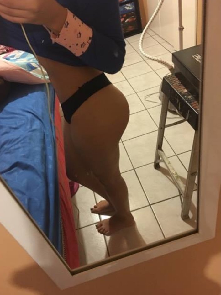 fanny69hot's tweet photo. Estrenando para el año nuevo , manda DM y pregunta por mis servicios muy accesibles 🔥😈🔥😈
#CDMX #adolescente #buscosuggardaddy #niñahot # https://t.co/Wl4pxPQsyM