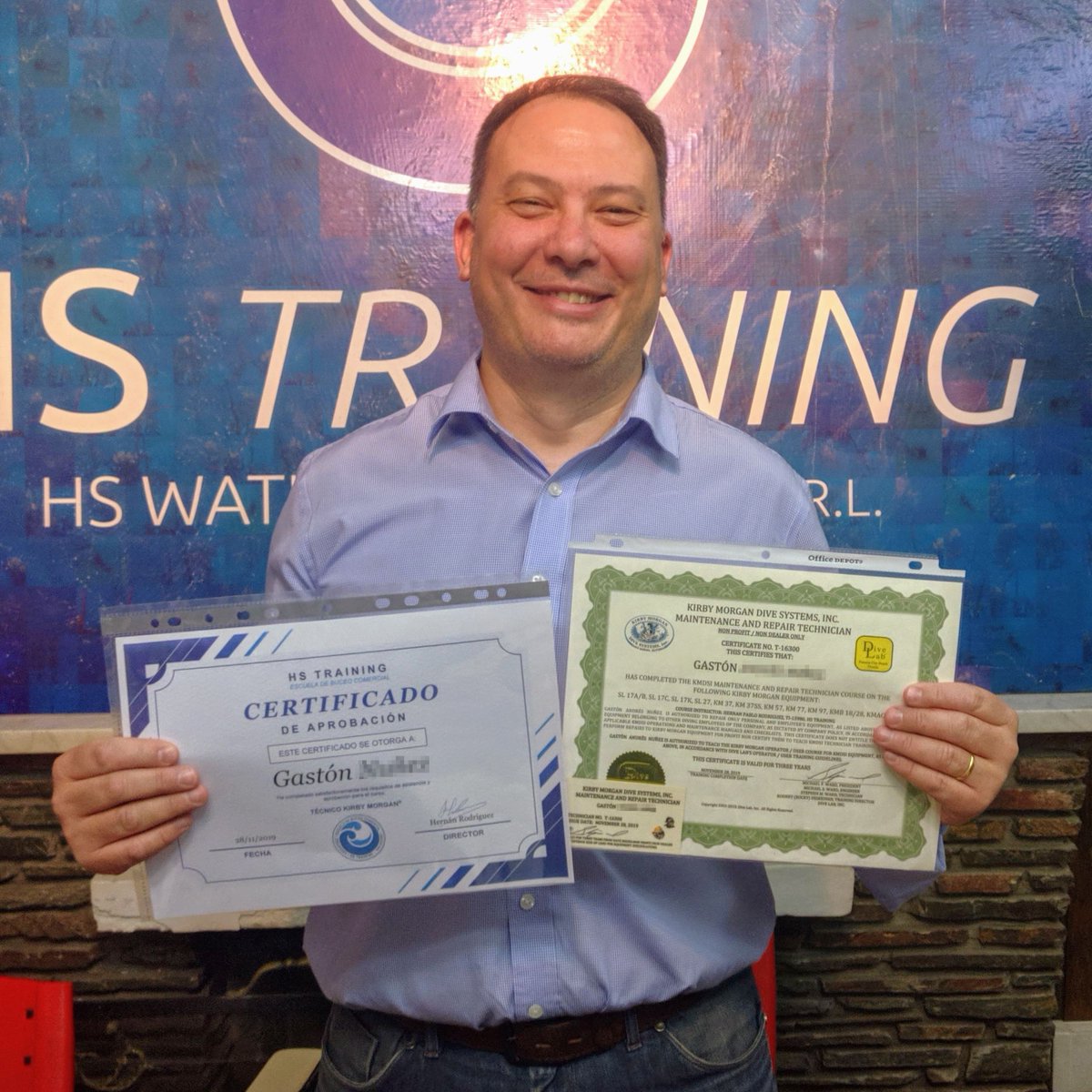 hstrainingpro's tweet photo. ¡#Felicitaciones a Gastón! Nuevo #Técnico #Kirby #Morgan que se capacitó en nuestra #escuela de #buceo #comercial HS Training.
¡Nuevas fechas! 3, 4 y 5 de #Marzo #2020
.
.
#buzocomercial #buzoprofesional #divekirbymorgan #argentina #buzo #certificado #kirby #divelab https://t.co/zSRXar0Iol