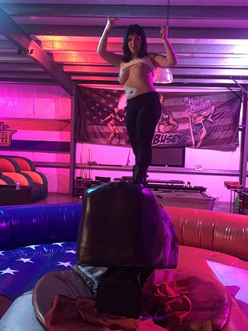 Lol 😂 had a good time in the fun house ! @MIKEBUSEY sausage castle #NYE2020 #y2k20 #sausagecastle #partygirls<a class="tags" target="_blank" title="On Twitter" href="/?out=eyJ0eXAiOiJKV1QiLCJhbGciOiJIUzUxMiJ9.eyJpYXQiOjE3MjQ4MTc1OTYsImlzcyI6InR3cG9ybnN0YXJzLmNvbSIsIm5iZiI6MTcyNDgxNzU5NiwiZXhwIjoxNzU2MzUzNTk2LCJyZWRpcmVjdF91cmwiOiJodHRwczovL3R3aXR0ZXIuY29tL01JS0VCVVNFWSJ9.W0IsZKHzjDVn4UYmoXZbgRabsbfQqRm68MfCX9rYvjgQJ-ZY9qCnCSmH2aQ21clMjv2YizPUWF01gk8TnQFFhw">@MIKEBUSEY</a><a href="/tag/partygirls"class="tags"><span>#partygirls</span></a><a href="/tag/nye2020"class="tags"><span>#nye2020</span></a><a href="/tag/sausagecastle"class="tags"><span>#sausagecastle</span></a><a href="/tag/y2k20"class="tags"><span>#y2k20</span></a><a href="/tag/p"class="tags"><span>#p</span></a>