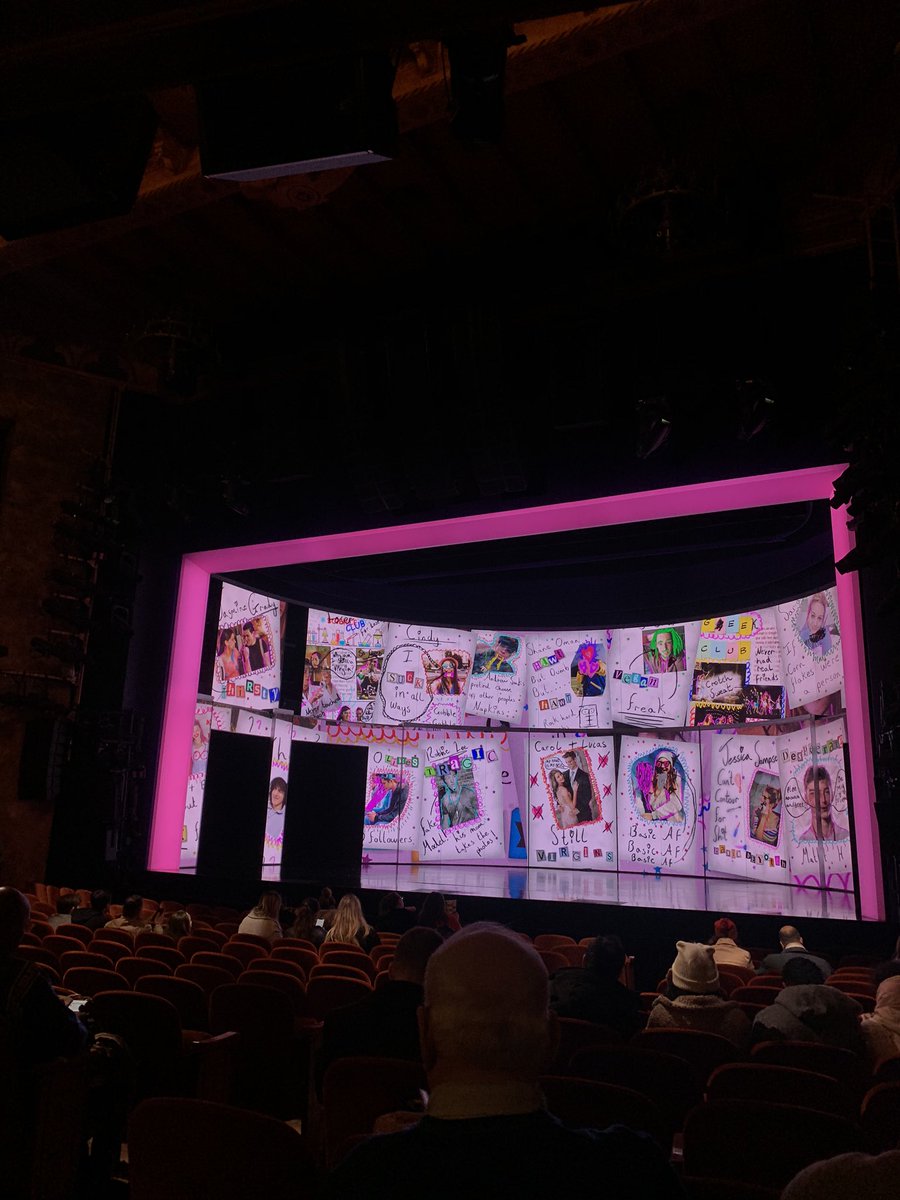 IM WATCHING <a href="/MeanGirlsBway/">nicole ♡</a> &amp; ITS WEDNESDAY AM I DREAMING THIS IS NOT A DRILL