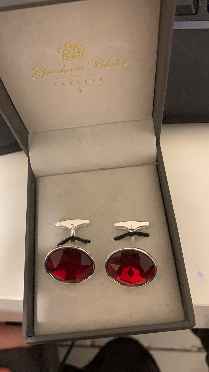 Sam_ellery18's tweet photo. My dad bought me these cuff links for Christmas, dunno why he’s mistaken me for Captain Hook or something https://t.co/bCvIWEZWPh