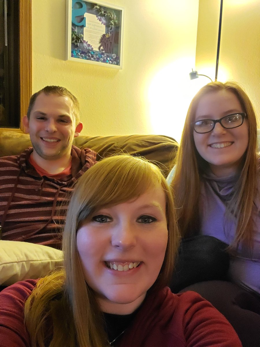 Gingybeth22's tweet photo. Brought in 2020 with some great friends! Couldn't ask for better people spend the new year with! Love you guys! ❤❤❤❤ https://t.co/0bhhdkAz5M