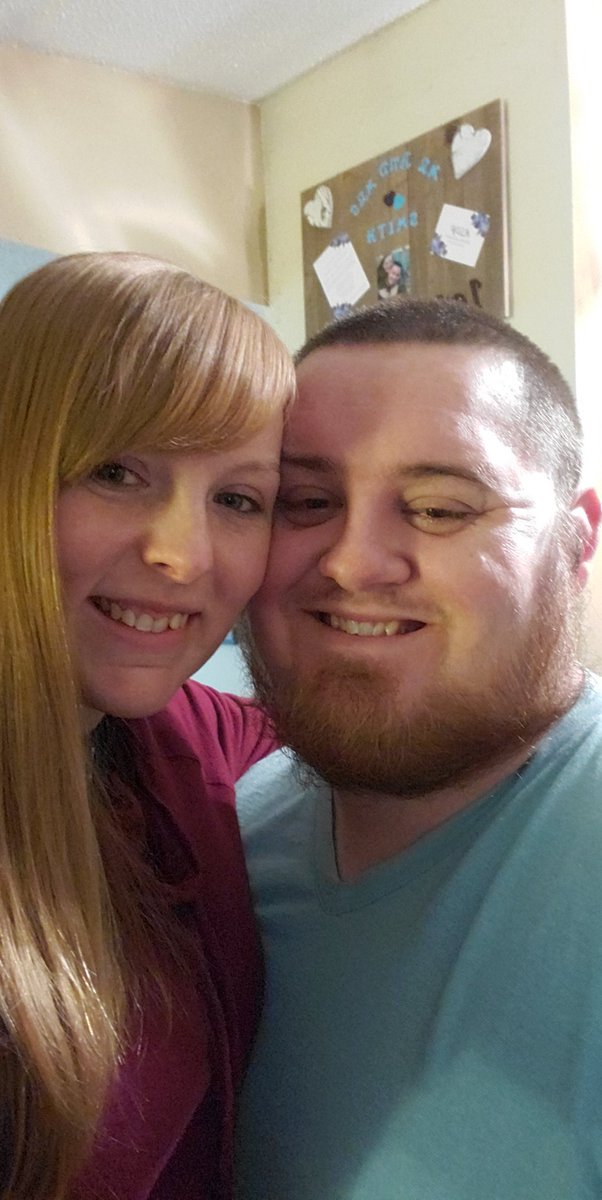 Gingybeth22's tweet photo. Happy New Year from me and my hubby!!!! 🥰🥰🥰🥰❤❤❤❤😘😘😘😘🎉🎉🎉🎉 https://t.co/KgAzkmgXzc