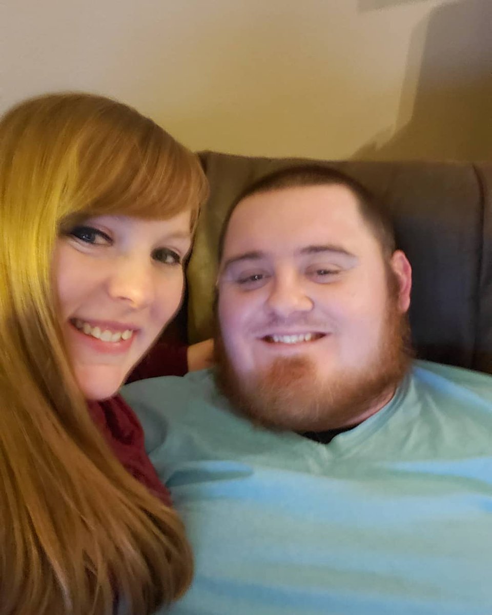 Gingybeth22's tweet photo. Happy New Year from me and my hubby!!!! 🥰🥰🥰🥰❤❤❤❤😘😘😘😘🎉🎉🎉🎉 https://t.co/KgAzkmgXzc