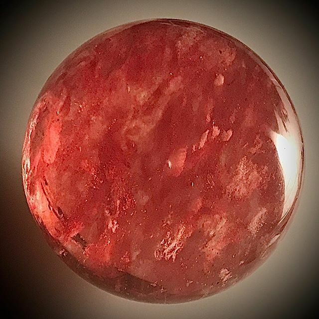 fluxstudios's tweet photo. New beginnings - Open and ready for the best of times 2020...Happy New Year to you! #creativeurges #playtime #gemmilicious #flx https://t.co/GkEazoblb8 https://t.co/A8fGqrqKoc
