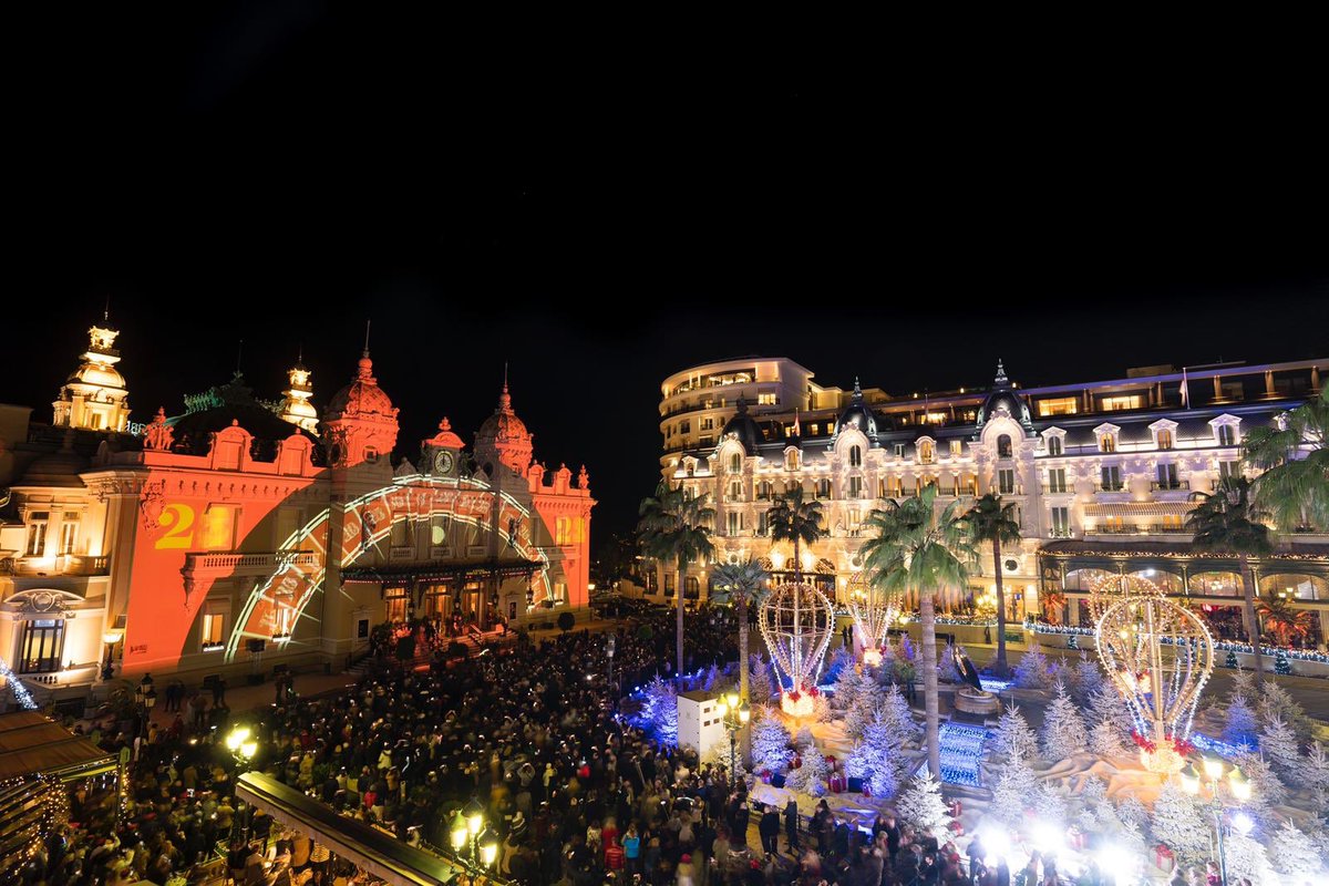 VisitMonaco's tweet photo. Celebrating the arrival of 2020 in style! 🎆 🇲🇨 ©️ Michael Alesi https://t.co/oxu6wRAKTB