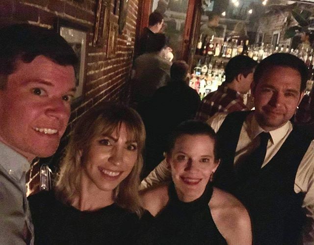 TheAliceIves's tweet photo. Looking forward to all that 2020 holds!! 💚💚 #happynewyear #2020 https://t.co/j96mFkA43w https://t.co/RG2pm7SArN
