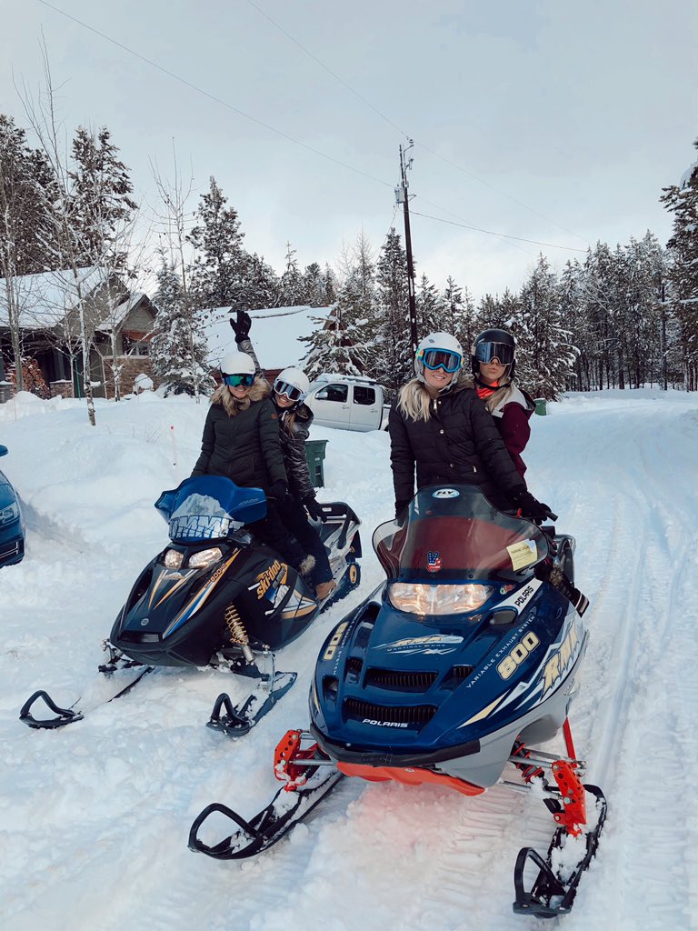 HannahknowlesTV's tweet photo. The only way to get around town in McCall❄️ https://t.co/lM9KVItcQB