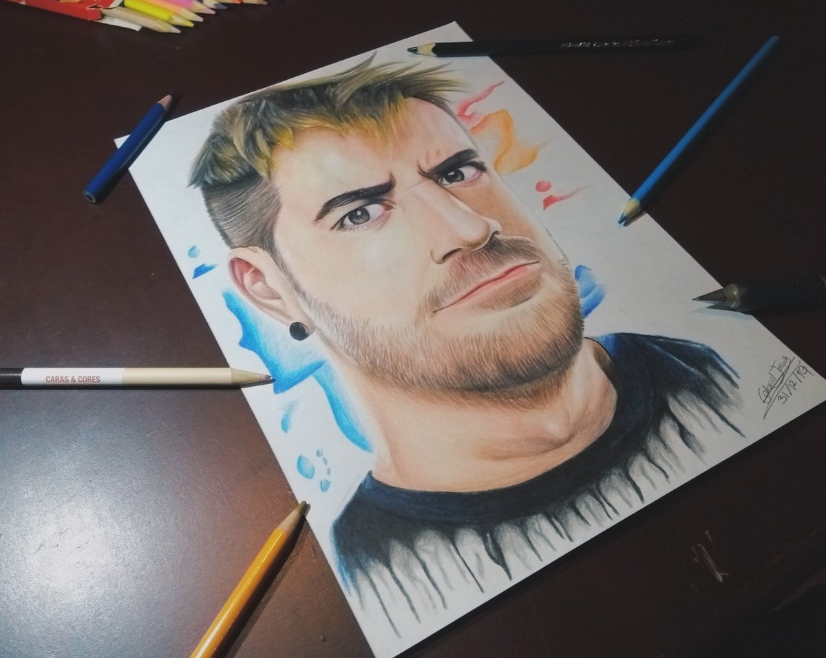 Gabriel17712308's tweet photo. HEY QUE PASA CHAVALES!!! TODO BIEN!? TODO CORRECTO!?... Y YO QUE ME ALEGRO!!! 🔥
Materiales: - Colores Prismacolor
- Colores Fabercastlle
- Colores Kores
- Colores Paper mate
- Cartulina Blanca
- Portaminas
ESPERO LES GUSTE ESTE DIBUJO DE FIN DE AÑO @auronplay #Calvos #Dibujo https://t.co/4xgrjo8IU6