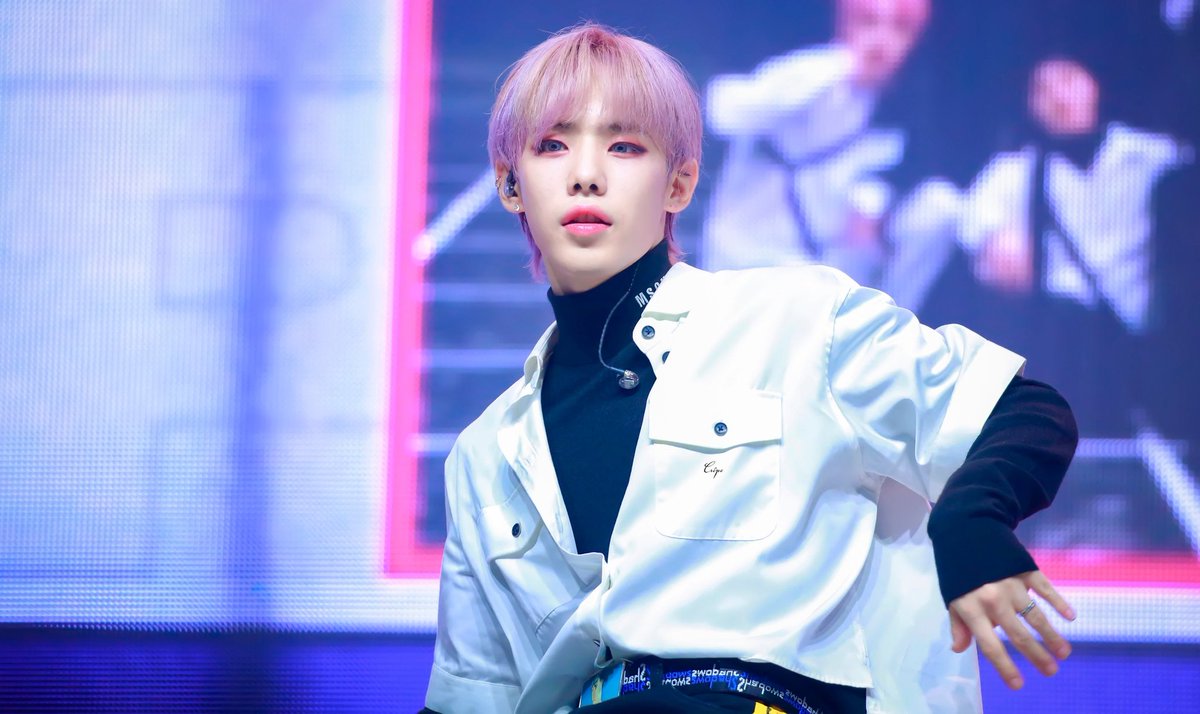 yoonmi09's tweet photo. ° 366 ᴅᴀʏs ᴡɪᴛʜ #이진우 ° https://t.co/iUkDK9JTuK
