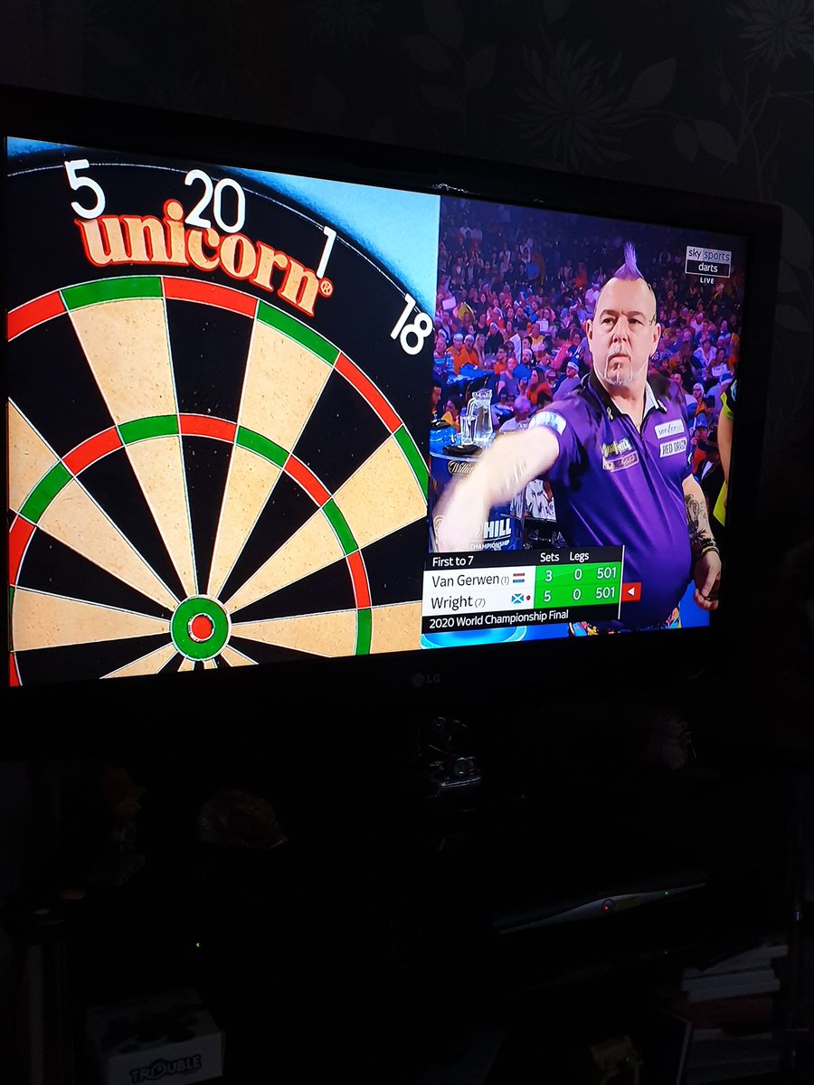 RachelOrr2405's tweet photo. Come on @snakebitewright  We are all behind you!! #Winner #GetIn #180 https://t.co/Mjkervr9wy