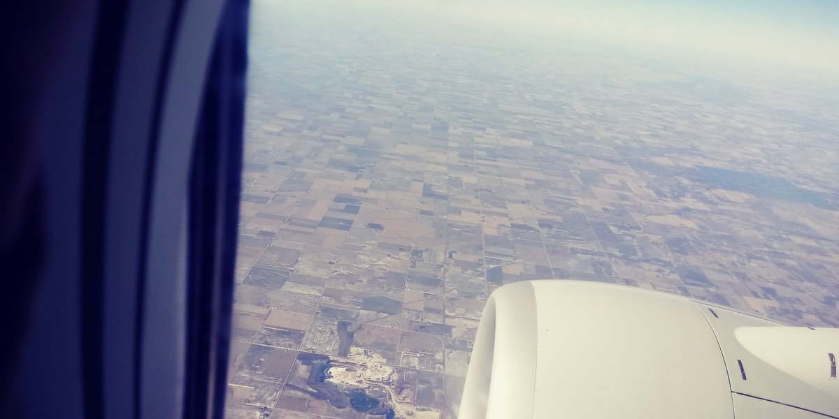 BlackSoulFood's tweet image. Just landed and wayyyyyyy over dressed for #SouthFlorida.

Got my short set waiting me tho'

#Home is where your #ShortSet is!