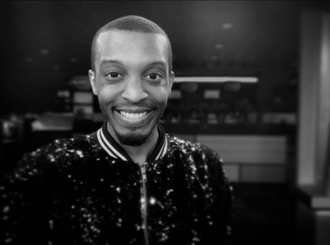 aharrisTV's tweet photo. Memphis, here’s to another year of being your local news guy! ✨ #HappyNewYear2020 #thatnewslife #local24 #localmemphis #newsbae #journalist #meninmedia #blackmeninmedia #reporterbae #anchorbae #local24news https://t.co/8ccgU14Ybf