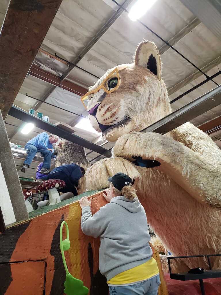 Lions and Leos from around the United States and the world attended the 2020 #RoseParade to help decorate and march in this year’s Lions float “Hope for 20/20.” Thank you for showing us the #PowerOfHope today and every day! Happy New Year!