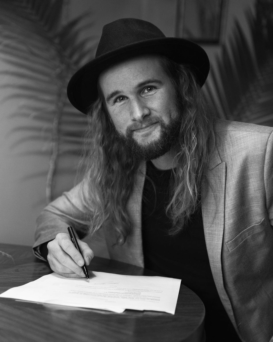 Jordan Grace tweet media