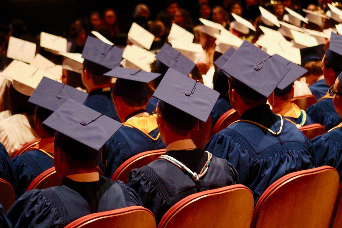 GLCS_Foundation's tweet photo. GLCSF Scholarship News - Gull Lake Area Rotary Club Skilled Trades Scholarship- new for 2020. Available to graduating GL seniors (2) who are planning to pursue a career in a vocational or skilled trade. Go to https://t.co/bNGKknAJYb for details on this and 34 other scholarships. https://t.co/GyXgCQbG7u